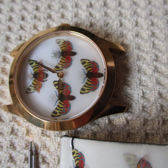GUCCI G-Timeless Hologram Bee & Butterfly Motif Watch, Limited Edition YA1264109 - Picture 8 of 8